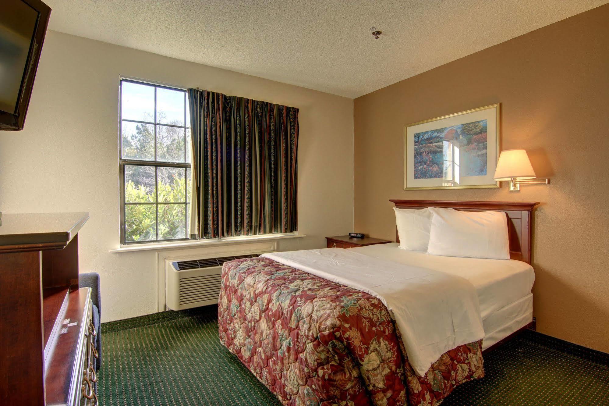 Intown Suites Extended Stay Atlanta Ga - Snellville Exteriér fotografie