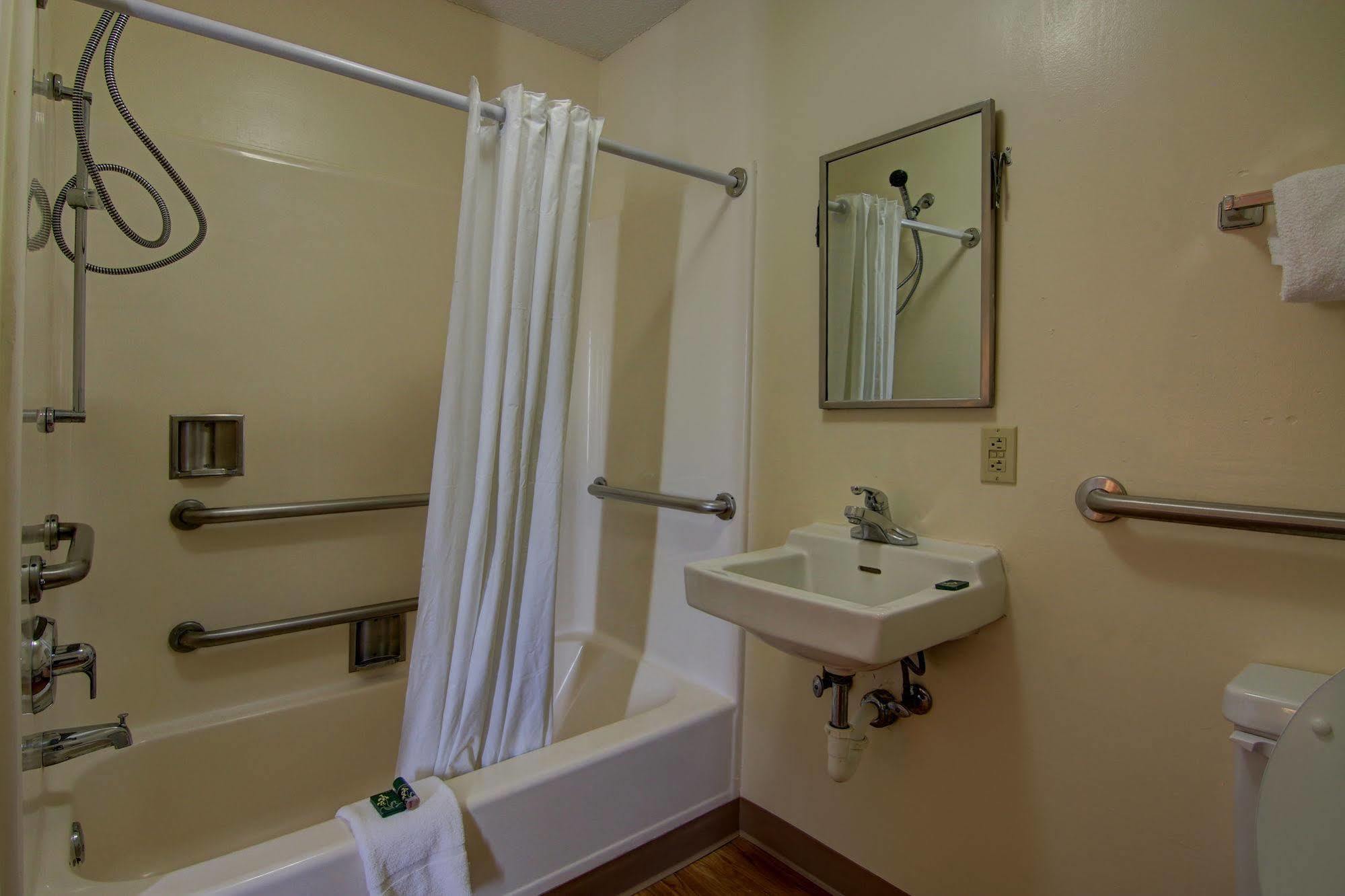 Intown Suites Extended Stay Atlanta Ga - Snellville Exteriér fotografie